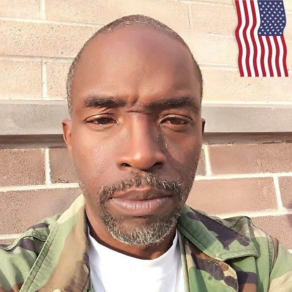 Meet your Posher, Eric - Picture 1 of 1